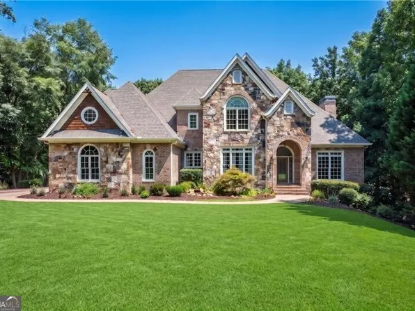 2140 Tee Dr, Braselton, GA 30517