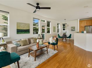 346 Wyatt Way NE #10, Bainbridge Island, WA