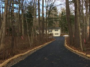 271 Carlisle Rd, Bedford, MA 01730