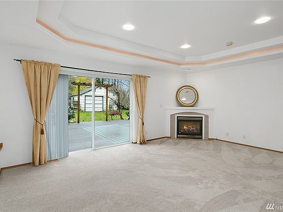4th image of 15835 47th Ave S