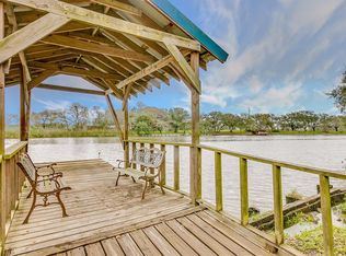 158 Bastrop Bayou Dr, Angleton, TX 77515