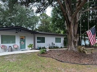 504 S 15th St, Fernandina Beach, FL 32034