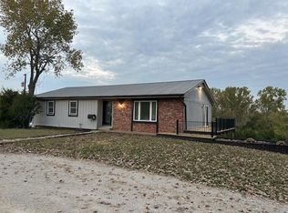15566 W 335th St, Paola, KS 66071