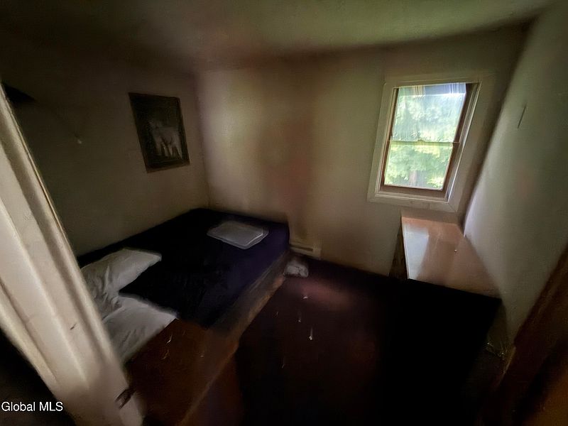 4th image of 1439 Charlotte Valley Road