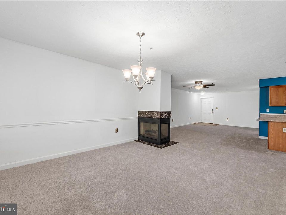 1st image of 631 Admiral Dr Unit 302