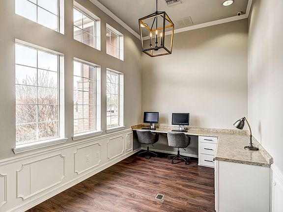 5th image of 22159 E Ontario Dr #421