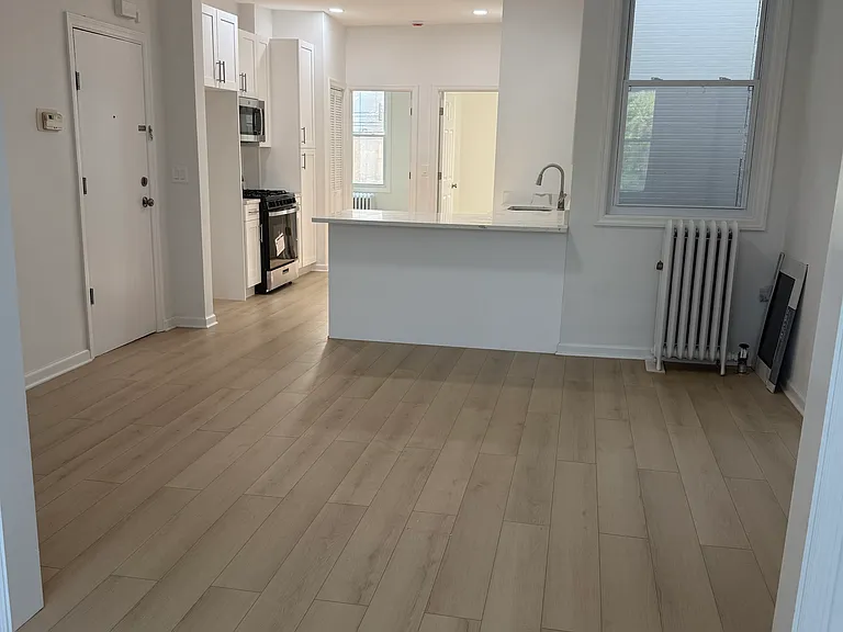 431 Kearny Ave #6 — Photo 7