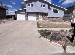 412 31st Ter, Alliance, NE 69301