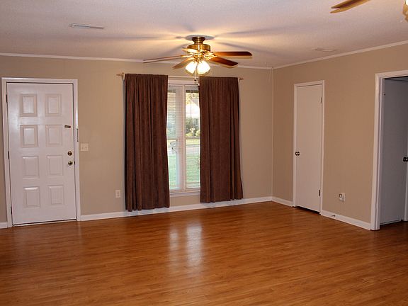 4th image of 118 Foxhill Dr