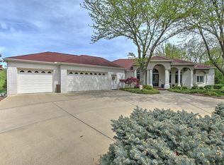 500 Southbrooke Dr, Decatur, IL 62521