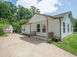 1005 Mockingbird Dr, Tool, TX 75143