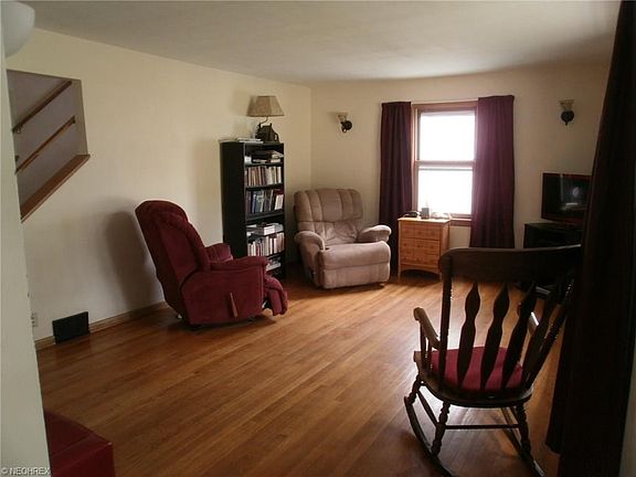 4th image of 2962 Noel Dr