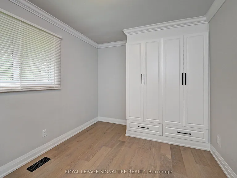 240 Stonybrook Dr — Photo 41
