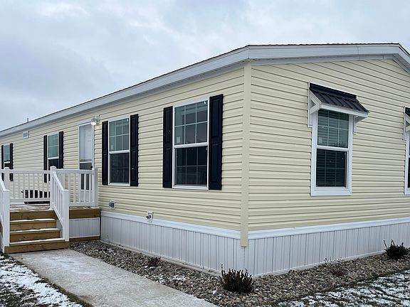 Exterior Image-1-Adventure Parke Place