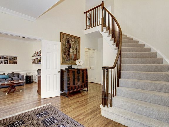 Curved Staircase