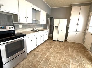 424 W 17th St #1, Erie, PA 16502