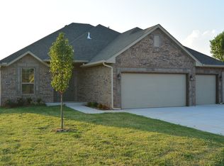 1205 Columbia Terrace, Mustang, OK 73064
