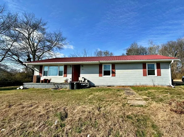 511 Lenoir St, Sweetwater, TN 37874