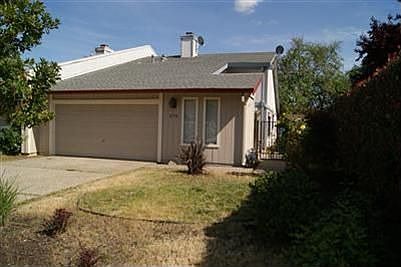 1st image of 2598 Pinnacles Dr