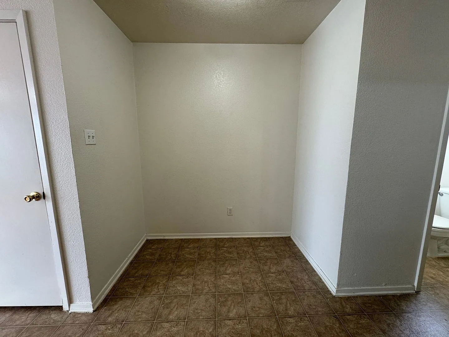 1709 Kylie Circle — Photo 2
