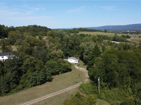 2185 Morgantown Rd, Uniontown, PA 15401