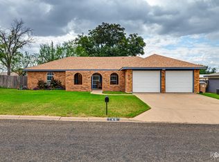145 Dellwood Dr, San Angelo, TX 76903