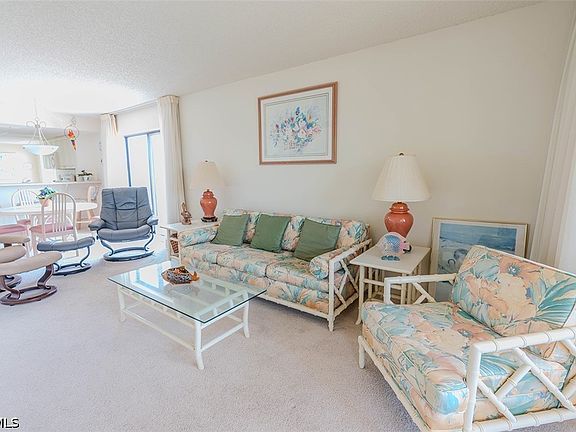 4th image of 6645 Estero Blvd APT 201