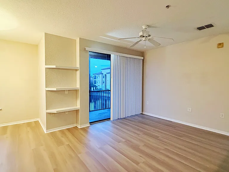 6149 Metrowest Blvd #206 — Photo 36