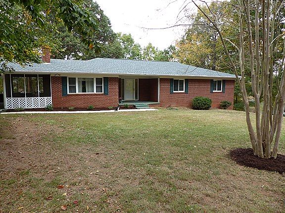 1st image of 407 Kingswood Dr
