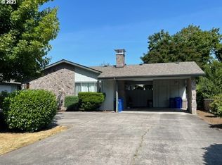 718 SE 208th Ave, Gresham, OR 97030