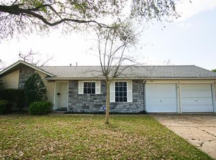 5835 Shurmard Dr, Houston, TX 77092