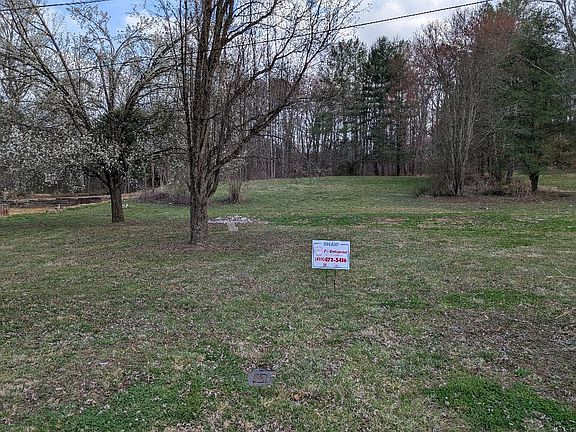 2nd image of 385 Chigger Town Loop