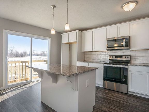 2nd image of 4193 Aspen Way