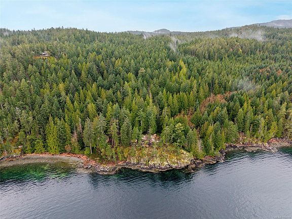 3rd image of 1704 Tiber Bay Rd