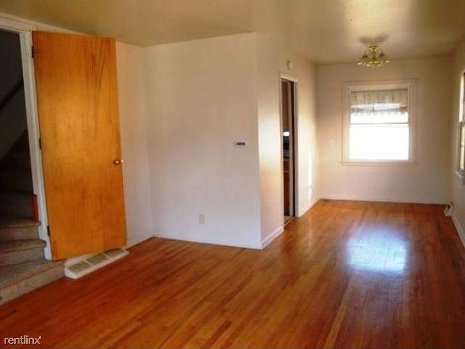 2nd image of 1509 Giddings Ave SE