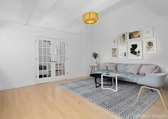 2nd image of 15 Broad St APT 922