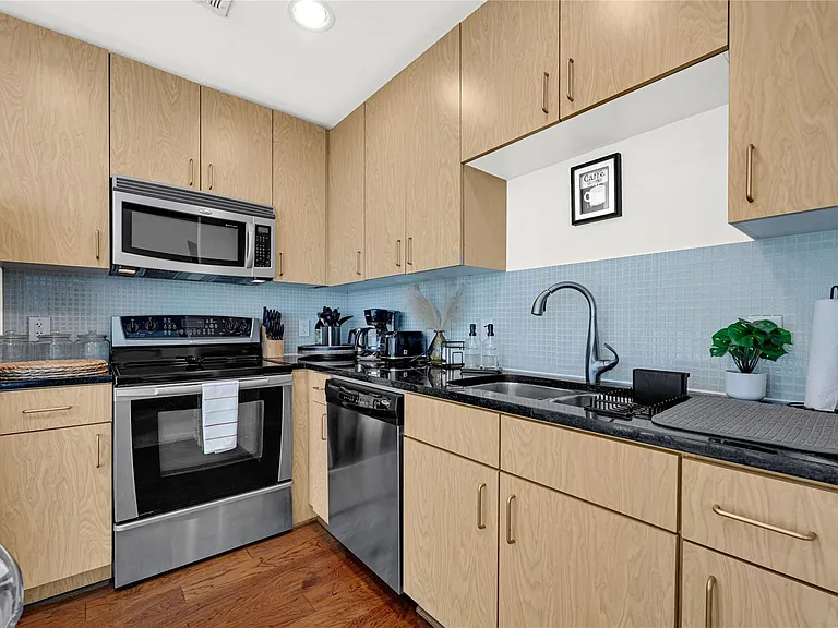 5925 Almeda Rd #10806 — Photo 20