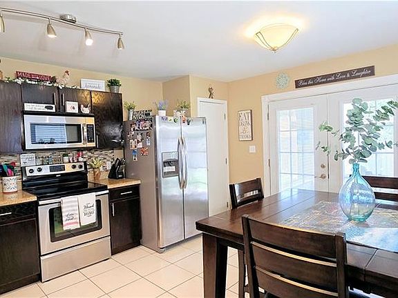 5th image of 2409 Palmetto Dr Unit 48