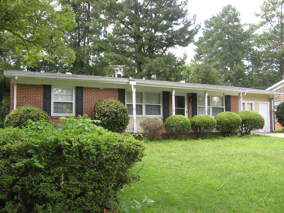1st image of 2208 Earwood Dr SW