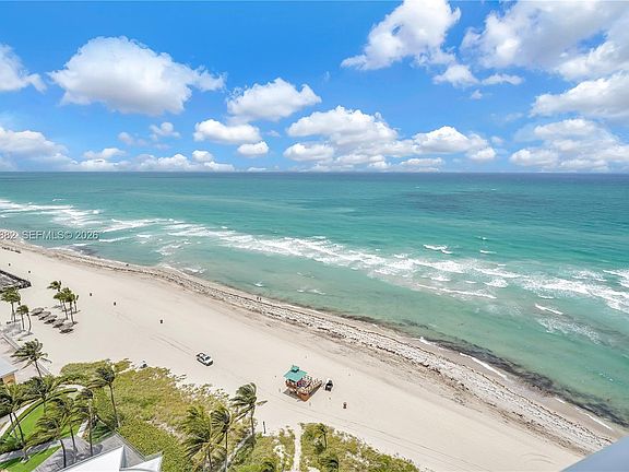 4th image of 18201 Collins Ave #2008A
