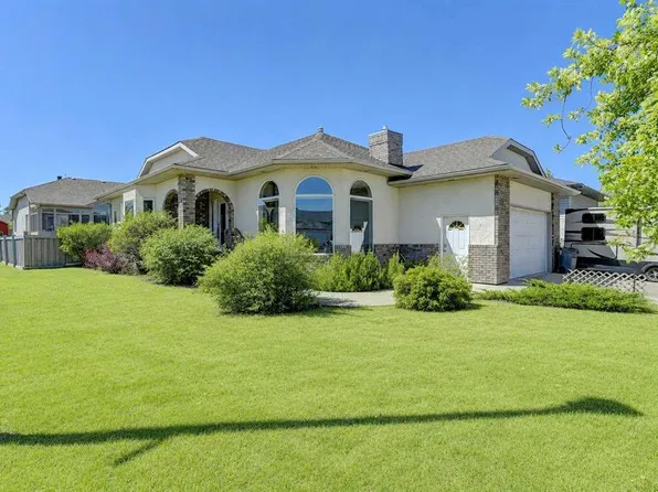 9009 N 128th Ave, Grande Prairie, AB T8X 8C7