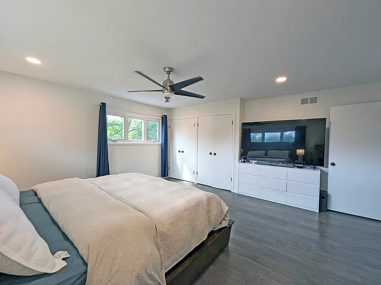 1739 Ferndale Ave — Photo 12