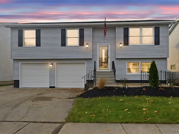 78 Rebecca Park, Buffalo, NY 14207