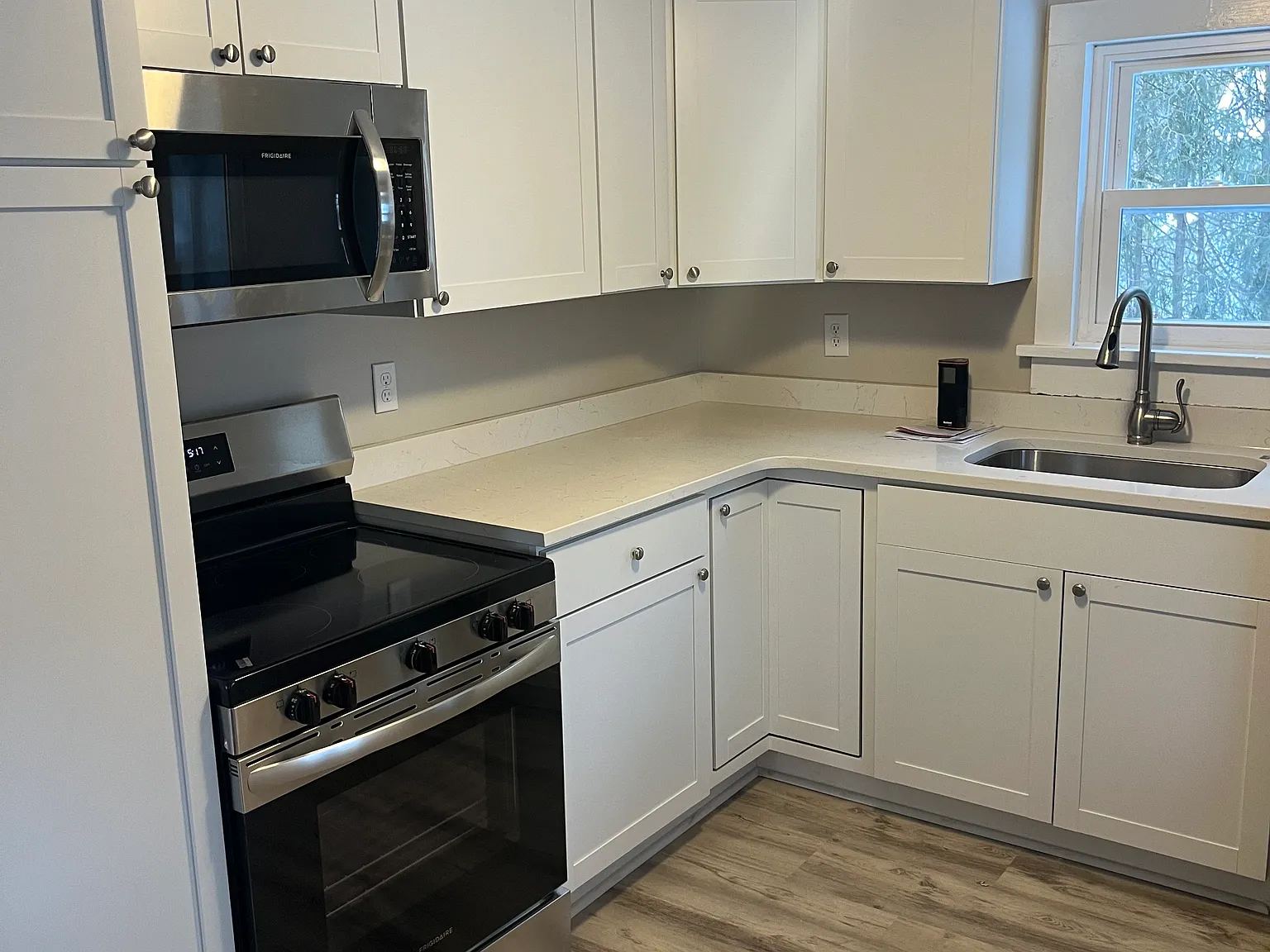 2 bed, 1100 sqft, $1,750 — Photo 3