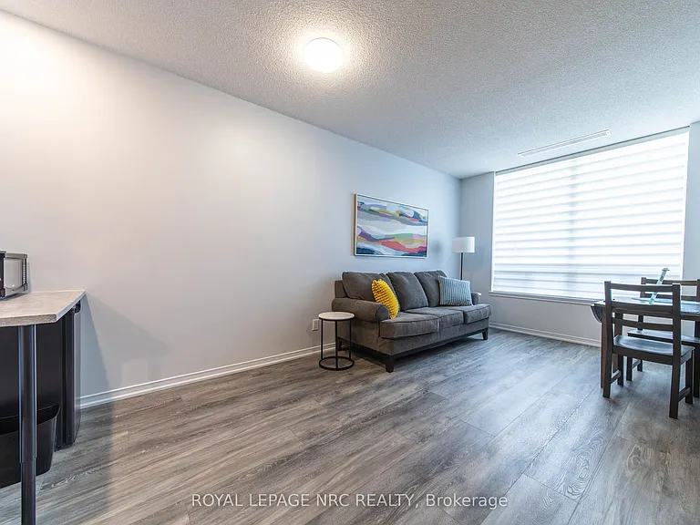 8111 Forest Glen Dr #418 — Photo 15