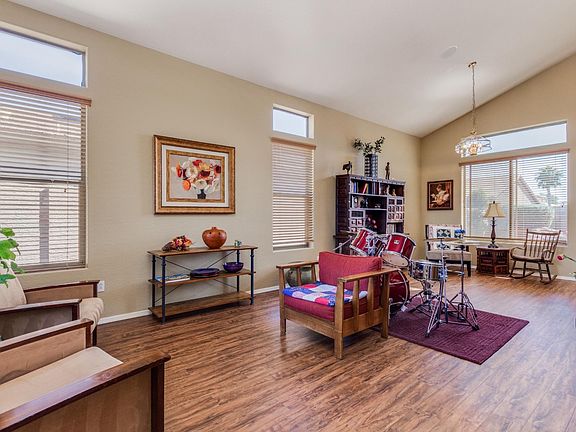 4th image of 2133 E La Costa Dr