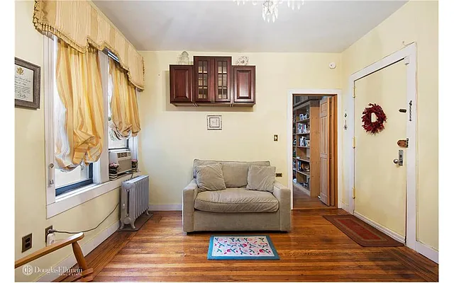 Sold by Douglas Elliman | media 15