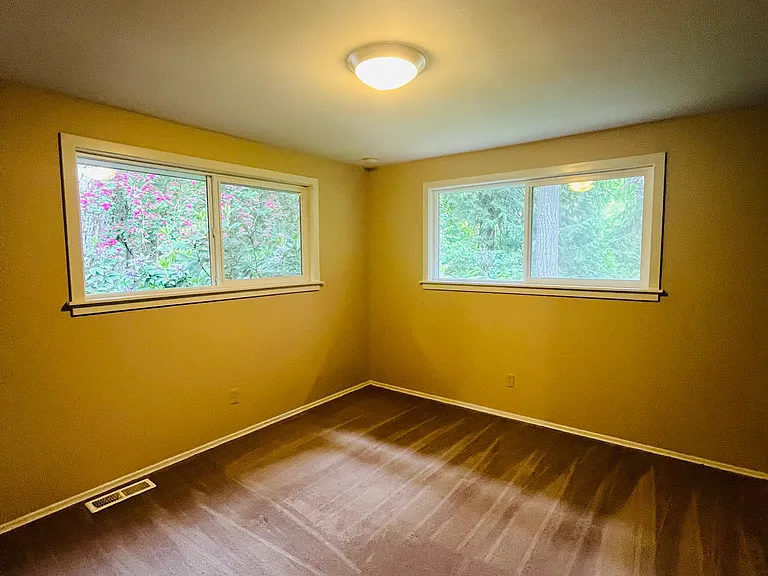 7131 NE Baker Hill Rd — Photo 21