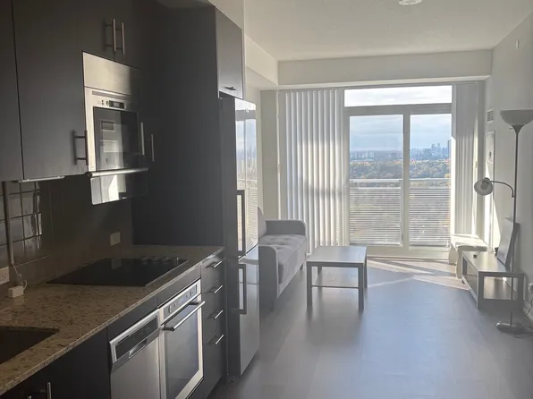 255 Village Green Sq #3307, Toronto, ON M1S 0L7