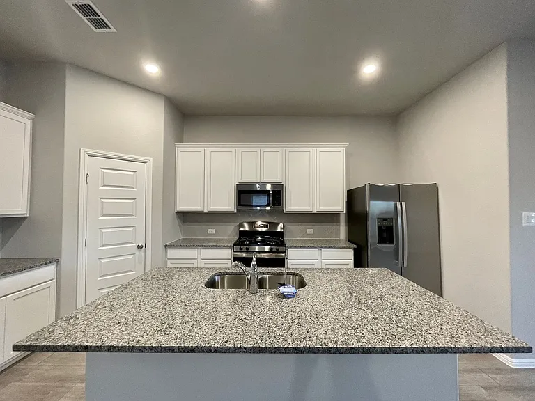 3316 Coronation Ct — Photo 26